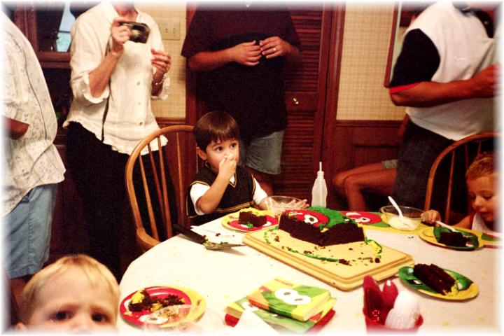 Caking the kiddos