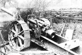 Schwere deutsche 15-cm-Feldkanone L/40 mit Radg�rtel