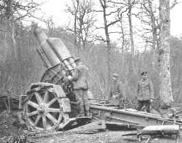 Der deutsche 21-cm-M�rser vor Verdun, 1916