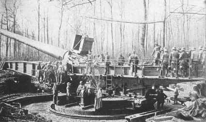 38-cm-Bettungsschiffsgeschtz Langer Max auf Eisenbahnbettungslafette, 1917