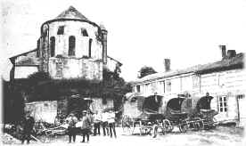 Etappenstation der Feldpost in einem Dorf vor Verdun, 1916