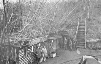 Deutsche Unterkunftsbaracken auf dem Toten Mann, 1916