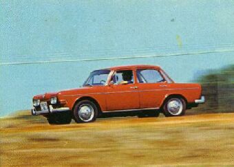 VW 1600 - 4 portas, modelo 1971.                                             Revista Auto Esporte, Novembro de 1970.