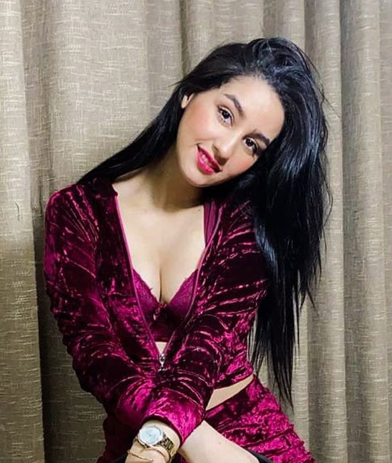housewife-escorts-gurgaon.html