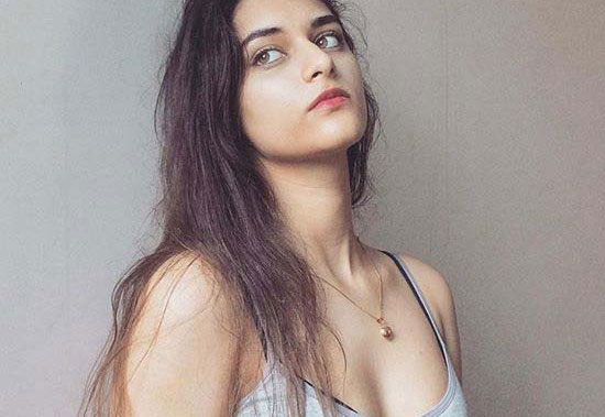Teen Age Call Girls in Gurgaon
