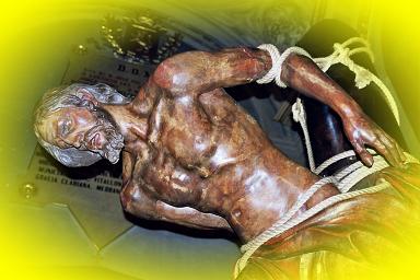 Detalle del paso de Jesus Atado a la Columna.