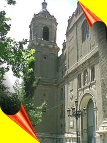 Fachada de la Iglesia de San Ildefonso.