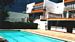 Piscine et salle de ping pong
