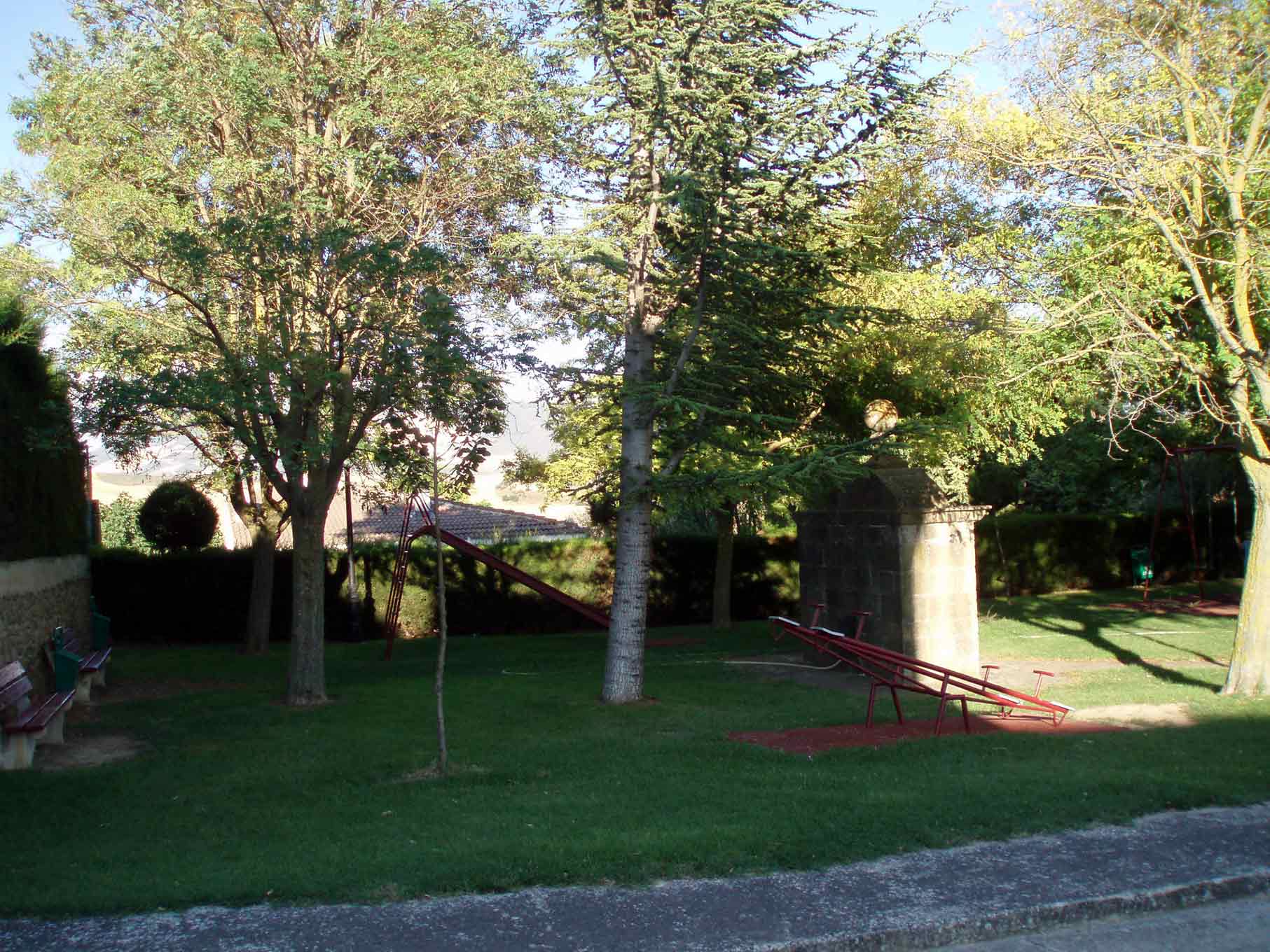 Parque infantil �car