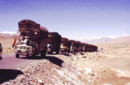 pic19b.jpg (25354 bytes)