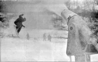 Snowboarding: