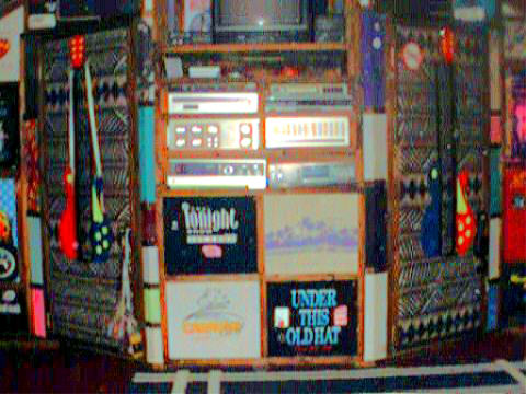 STEREO ENTERTAINMENT CENTER