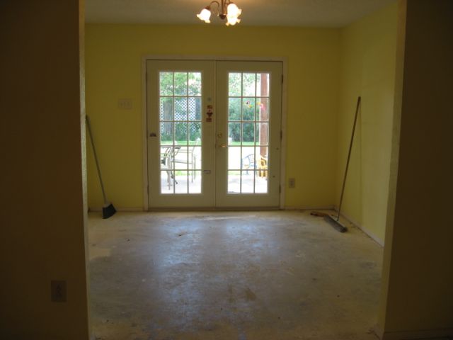 July 6 - very empty dining room