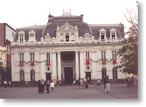 Correo Central/ Mail Office