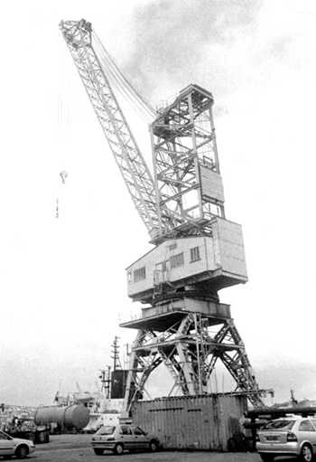 County Wharf Crane, circa 2002.