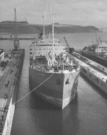 British  Realm entering No 2 dock - Ist ship to do so.  Circa 1958