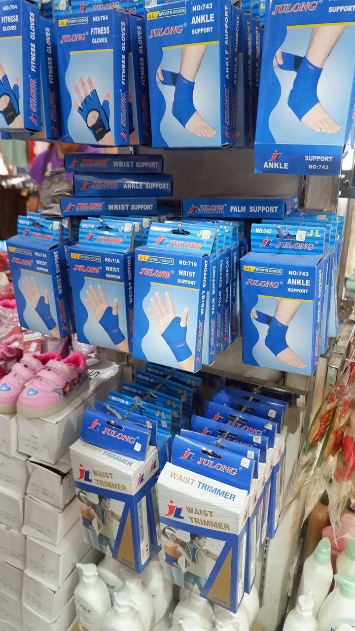 SHOETOP1