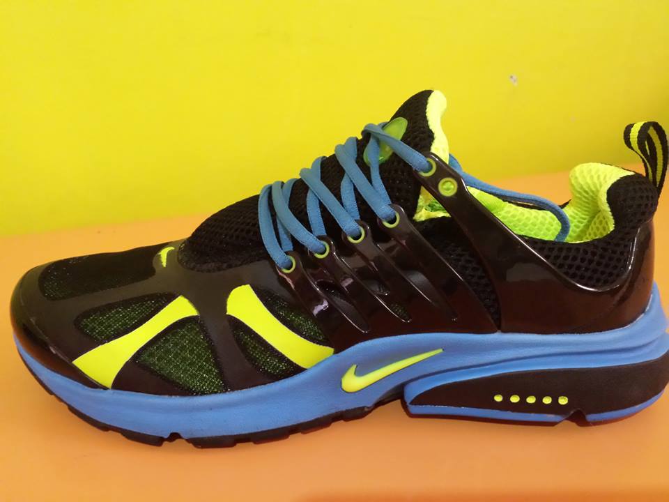 SHOETOP1