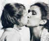 kiss.jpg (36108 bytes)