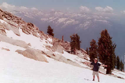 Will approaching Alta Peak summit