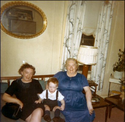 1964. Me between my two grandmothers: Nanny O on the left and Nanny M on the right.
