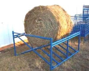 Goat Feeder With Hay