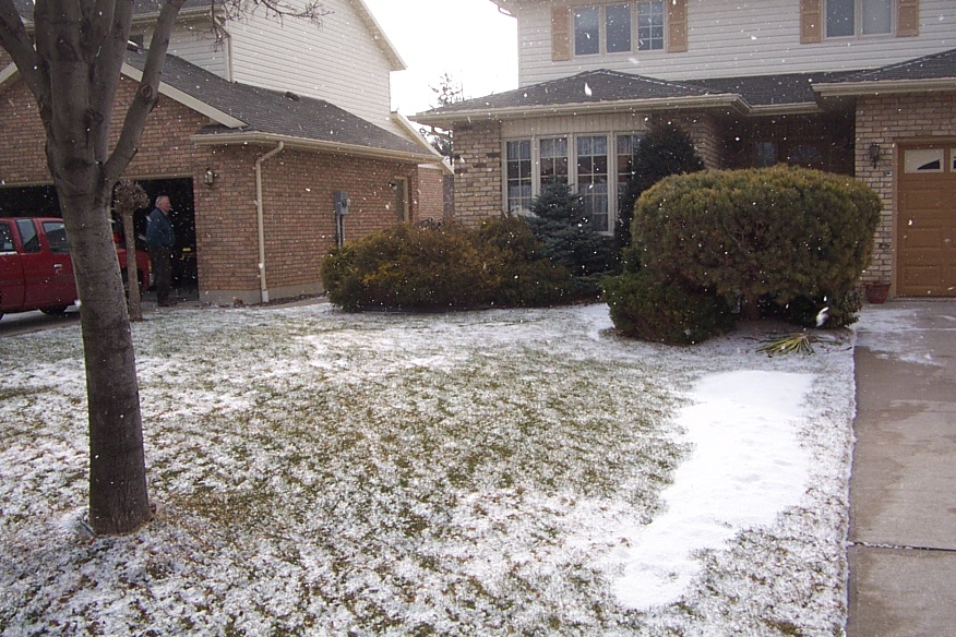 My House upon return.. yes that's SNOW on the ground!