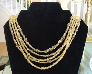 20050408jewelry-010-300w (19K)