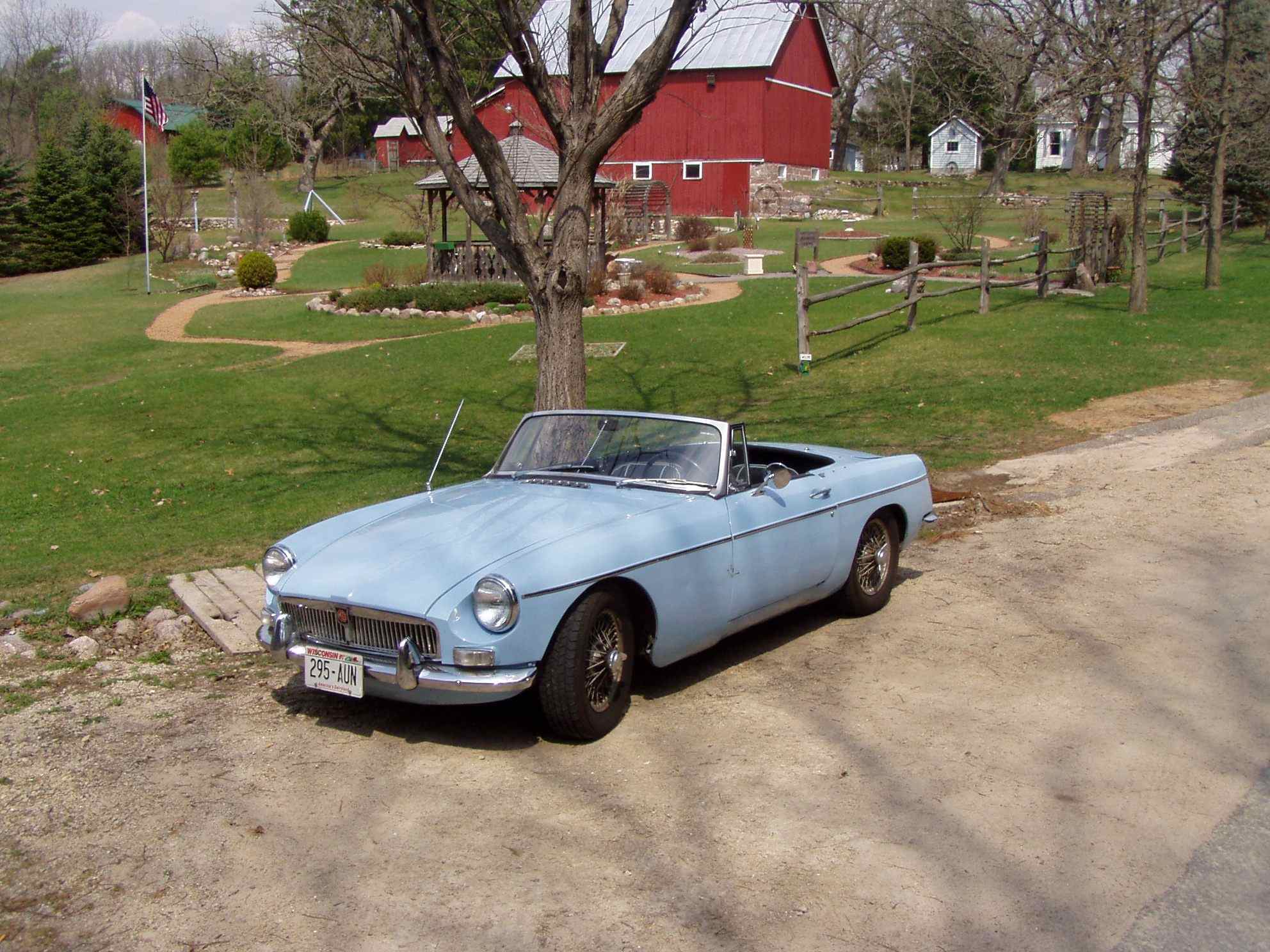 1966 MGB