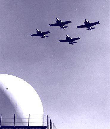 GO TO EARLY CF-100