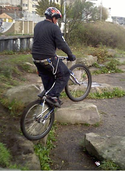 Gapping to the rock