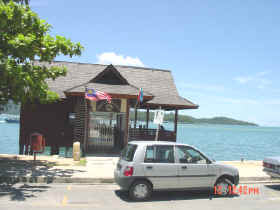 api02.jpeg (8492 bytes)