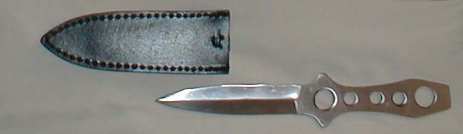 Throwing dagger with boot sheath