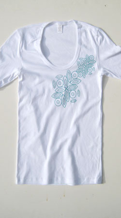 Petals Scoopneck Top