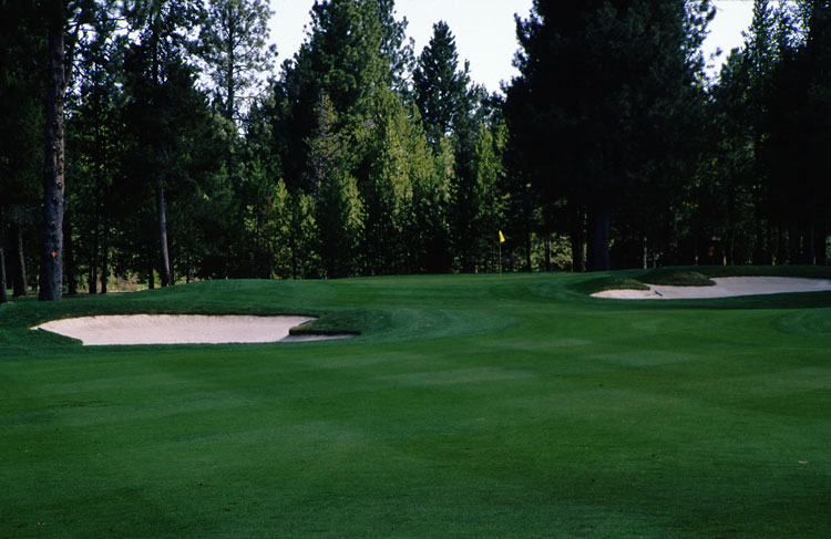 Sunriver Meadows golf course twelveth Fairway