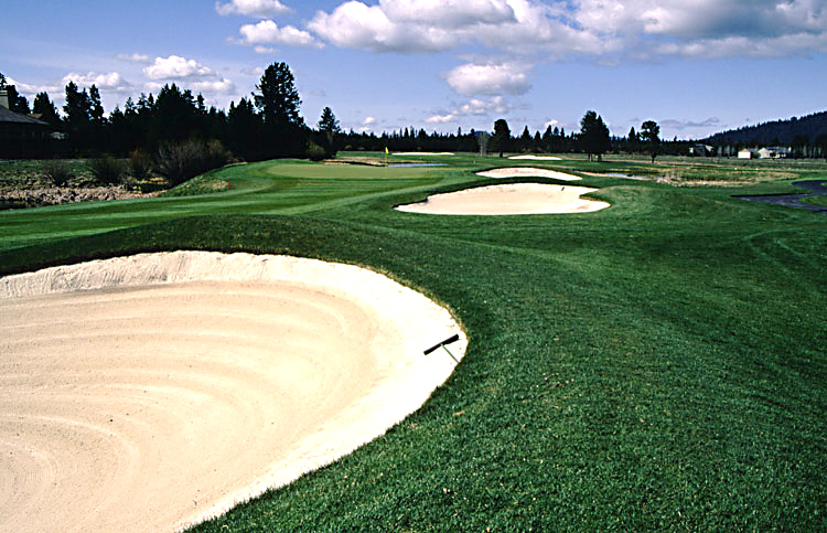 Sunriver Meadows golf course second Green