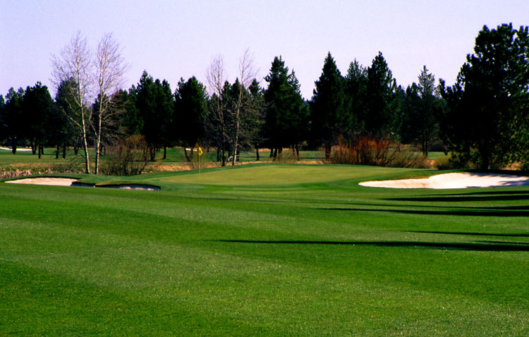 Sunriver Meadows golf course fifth green