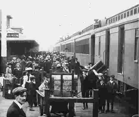 settlers arriving at calgary