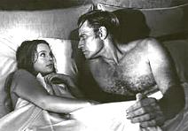 CHUCK & LEIGH GETTING 'FRIENDLY' IN BED