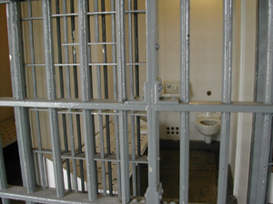 24-hour Bail Bonds Services - Criminal, Felony, Domestic Violence, Traffic, Federal Bail Bonds...Call ASIANA BAIL BONDS (619)231-8000 or (858)449-5099