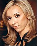 Giuliana in her 2004 promo for E!