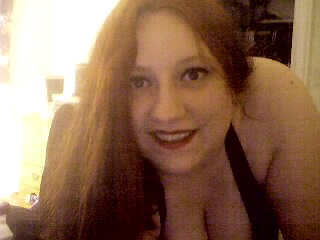 hey, check out my awesome cleavage!!!!