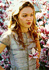 Julia Stiles