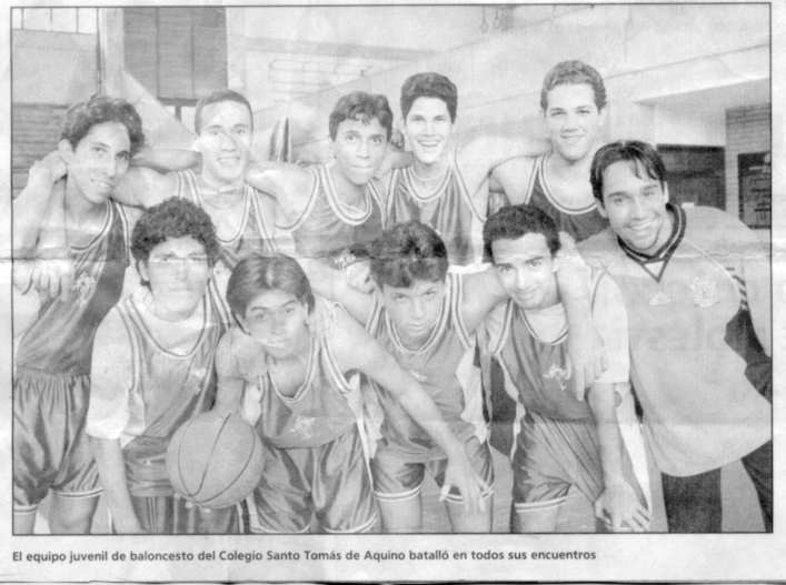 equipo santo tomas de aquino periodico.jpg (74065 bytes)