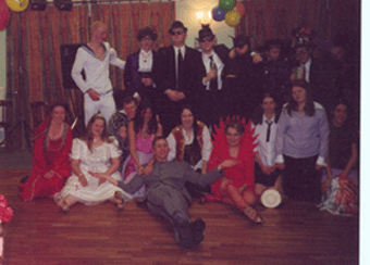 The whole Clan of Cheap Thrills and Emad Wanderers