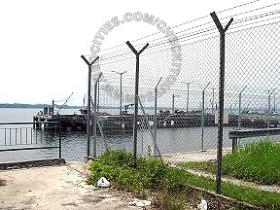 Senoko Fish Port Fishing Angler Hotspots 2 Pic3 - Right in front of the drain-outlet was this Fish Port jetty. Plenty of Mullet (Branak) therefore bring some bread as baits for mullets.