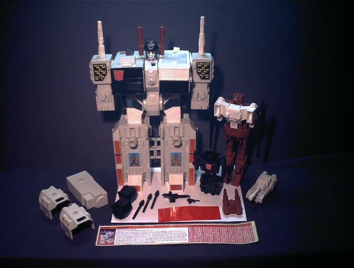 Metroplex w/ Aerialbots