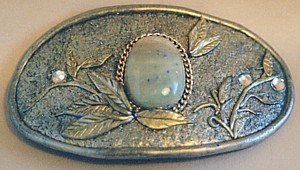 Barrette with a polymer clay stone