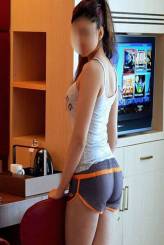 Sexy Escort girl Meena serving in Chennai