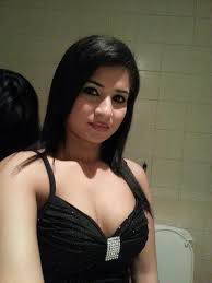 Hot Escort Girl Menna Jain